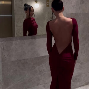 Sexy Backless Long-sleeved Maxi Dress
