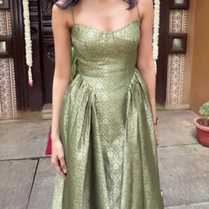 Elegant Green Sleeveless Dress